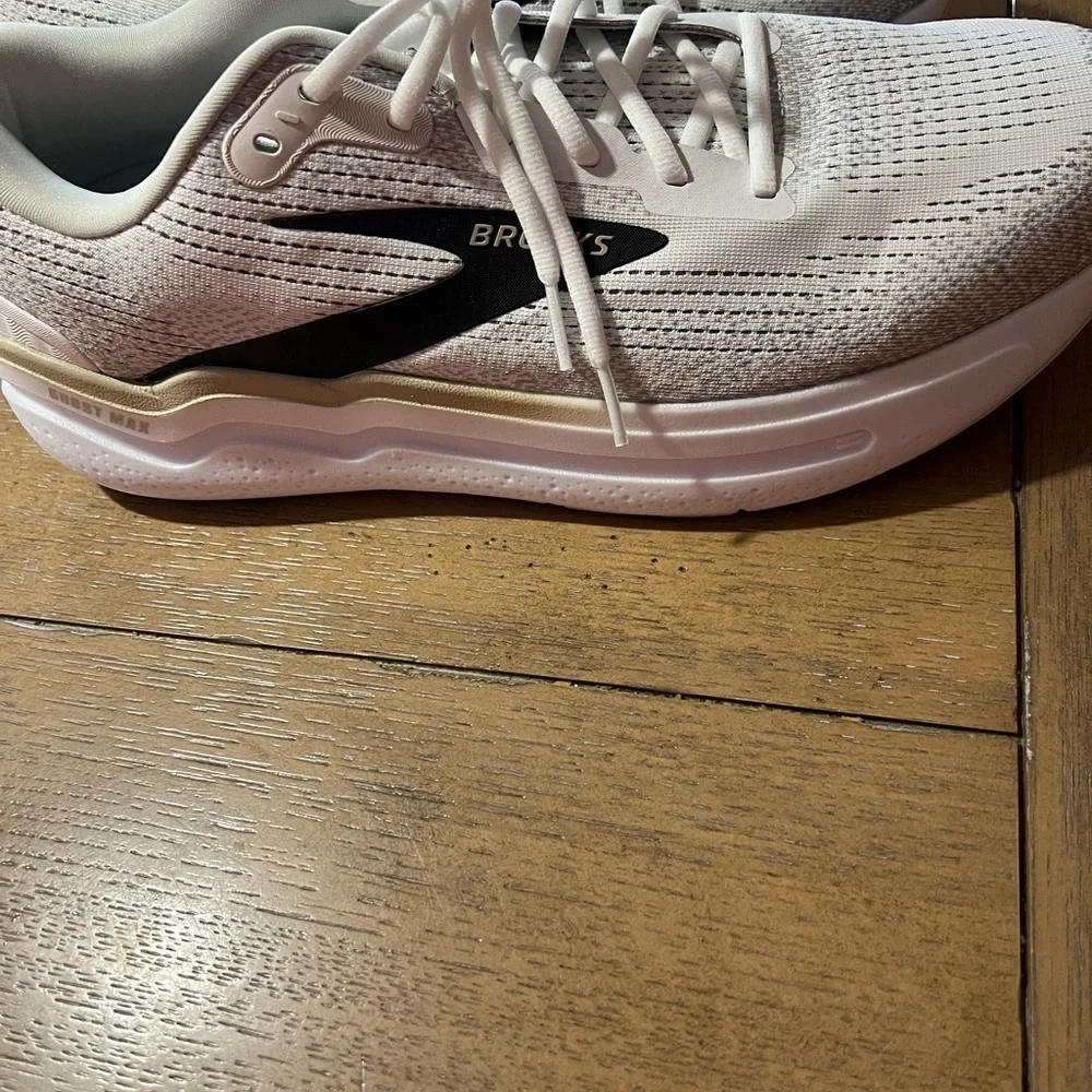 Brooks Men's Ghost Max 2 Athletic Shoes - Picture 4 of 8